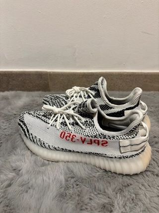 Adidas Yeezy 350 V2 Zebra Talla 45