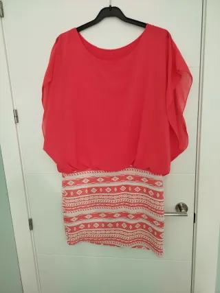 Vestido estampado coral y blanco