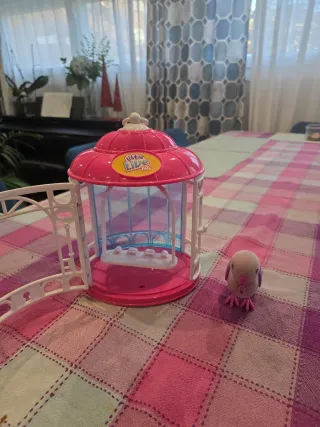 Pájaro con Jaula Juguete pero le falta una llave