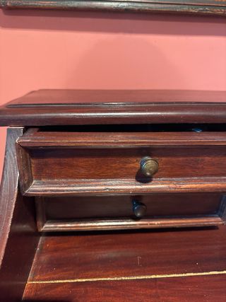 Escritorio vintage de madera