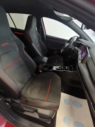 Volkswagen Golf 2024