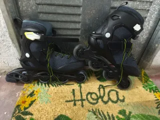 Patines en línea Decathlon talla 41-43 ajustable