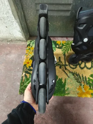 Patines en línea Decathlon talla 41-43 ajustable