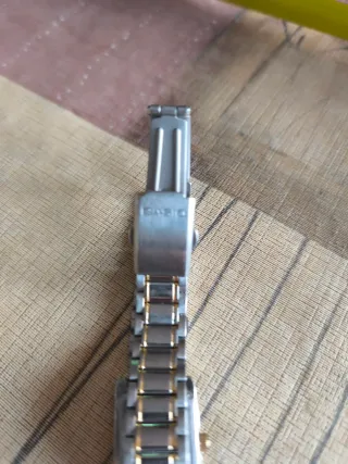 Reloj Casio Mujer Dorado y Plateado