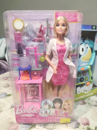 Barbie Scienziata con Accessori