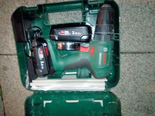 OJO! OFERTA Taladro percutor Makita con accesorios