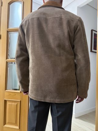 Chaquetón de pana marrón talla 50