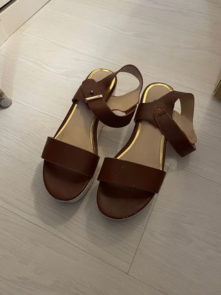 Primadonna sandali alti marroni