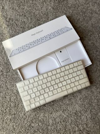 Teclado Apple Magic Keyboard con Lightning