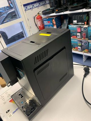 Cafetera Cecotec Cremmaet Compactccino