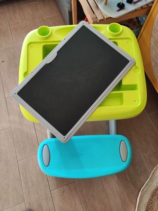 Pupitre infantil Smoby con pizarra