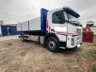 Camión Multilift Volvo