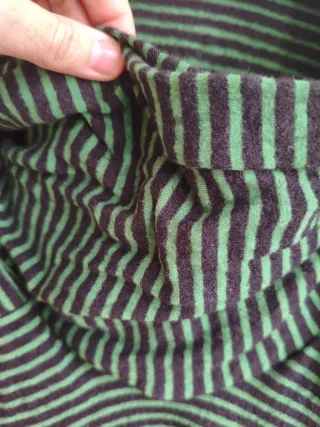 Jersey Fornarina verde y negro rayas