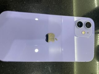 iPhone 12 Viola impeccabile