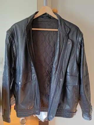 Cazadora de cuero negra hombre