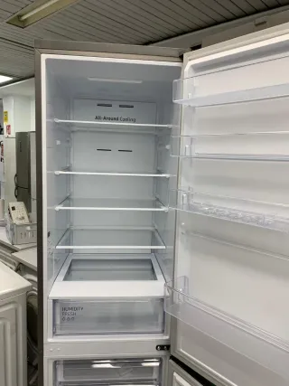 Nevera Combi Samsung 2m Nueva con tara