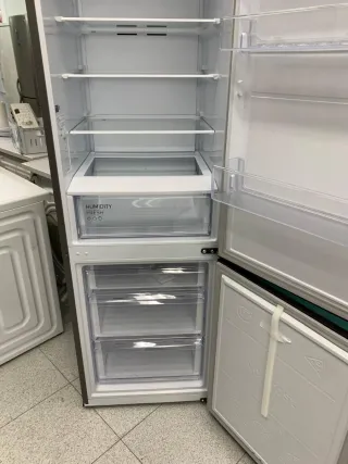 Nevera Combi Samsung 2m Nueva con tara