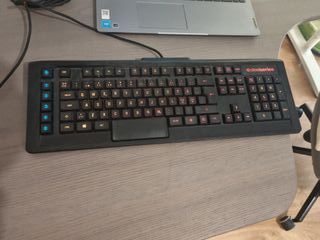 Tastiera Steelseries APEX M800