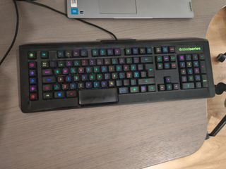 Tastiera Steelseries APEX M800