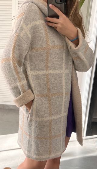 Chaqueta cuadros beige y gris