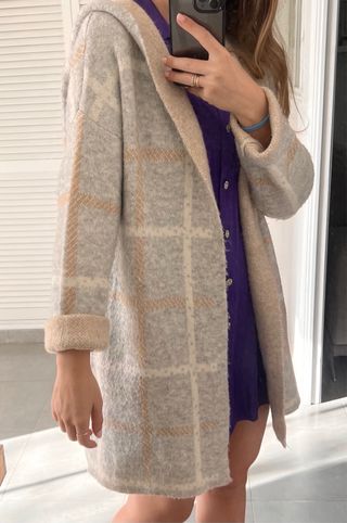 Chaqueta cuadros beige y gris