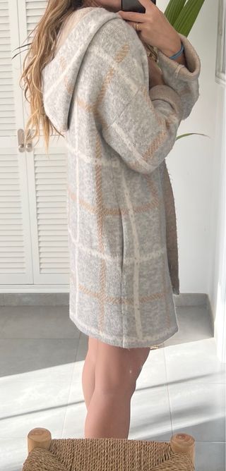 Chaqueta cuadros beige y gris