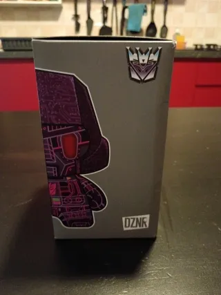 Peluche Transformers Megatron DZNR 03