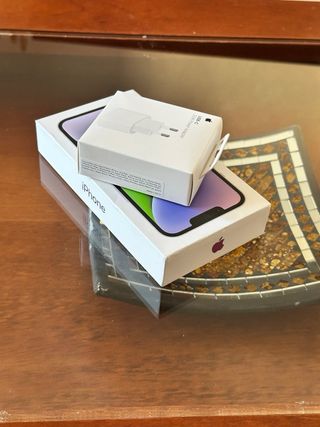 iPhone 14 Viola 128 GB Nuovo (Caricabatterie Incluso)