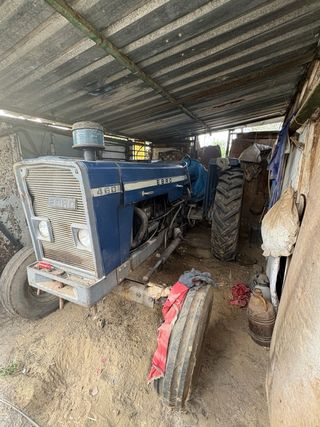 Tractor ebro 480
