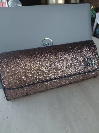 Bolso de mano brillante bronce