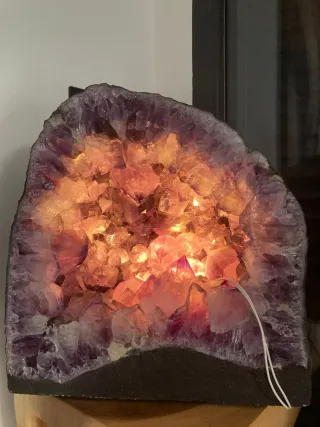 Lámpara Geoda Amatista