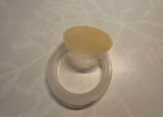 Mesa + 4 Sillas Jardín + Parasol