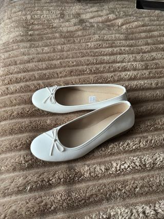 Manoletinas piel blancas Talla 36