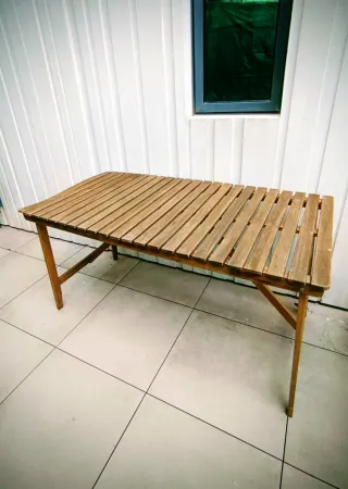 Mesa exterior IKEA Askholmen madera marrón