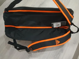 Bolsa Paletero Adidas Negra y Naranja