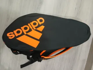 Bolsa Paletero Adidas Negra y Naranja