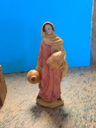 Figura Belén Mujer con Cántaros y puesto ceramica