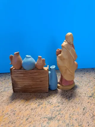 Figura Belén Mujer con Cántaros y puesto ceramica