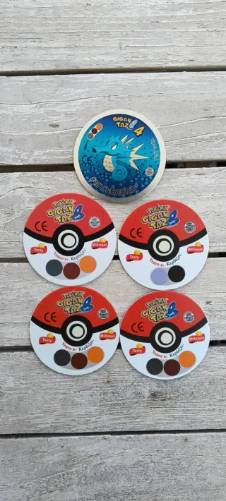 Tazos Pokémon tamaño grande
