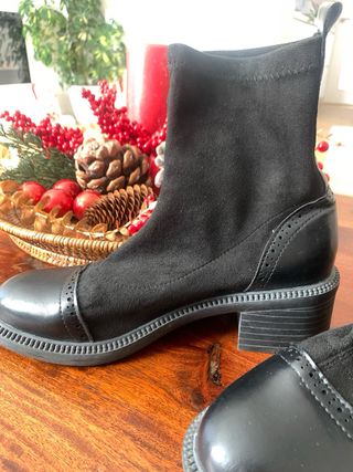 Botas negras media caña cómodas talla 40