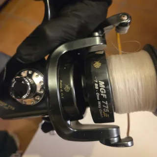 Carrete de pesca Iridium