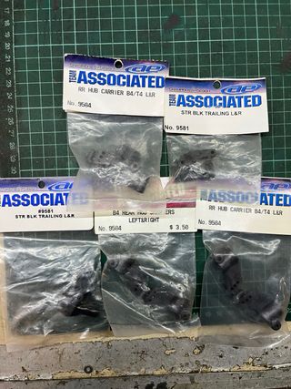 Team Associated B4/T4 Repuestos