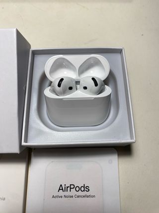 Airpods 4 Apple