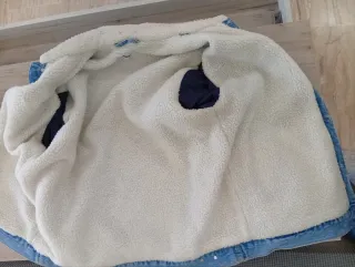 Chaqueta vaquera con forro de borrego