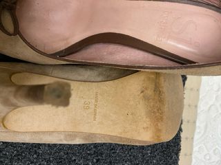 Zapatos peep toe beige y marrón