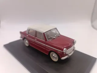 Modellino Auto Fiat 1200 Granluce 1957