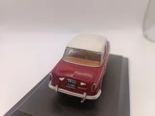 Modellino Auto Fiat 1200 Granluce 1957