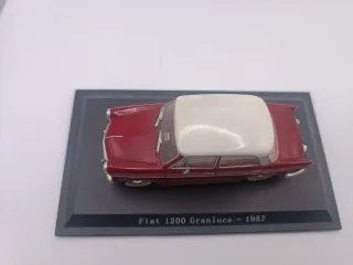 Modellino Auto Fiat 1200 Granluce 1957