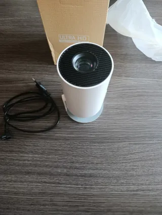 Proyector Ultra HD Blanco