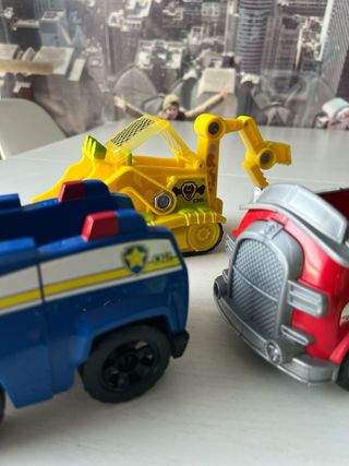 Lote 4 coches Patrulla Canina